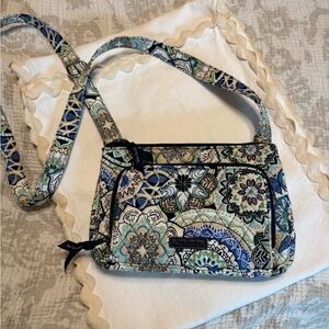 Vera Bradley crossbody bag
